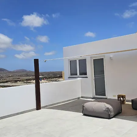 Villa Utopia, *